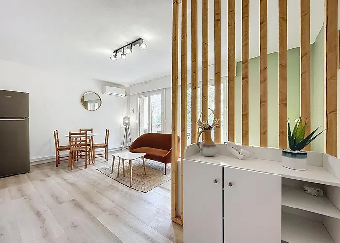 Cosy - Balcon - Wifi - Free Parking *