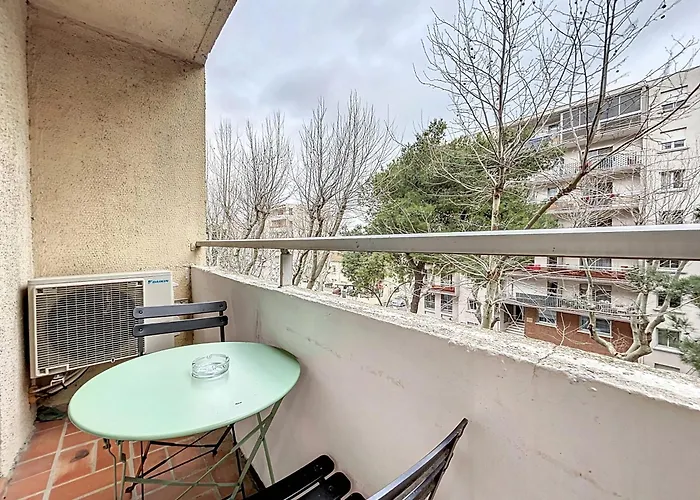 Apartment Cosy - Balcon - Wifi - Free Parking